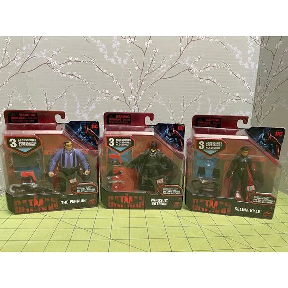 DC Comics -Wingsuit Batman Penguin Selina Kyle 4 in Action Figure Lot New In Box - Picture 1 of 8